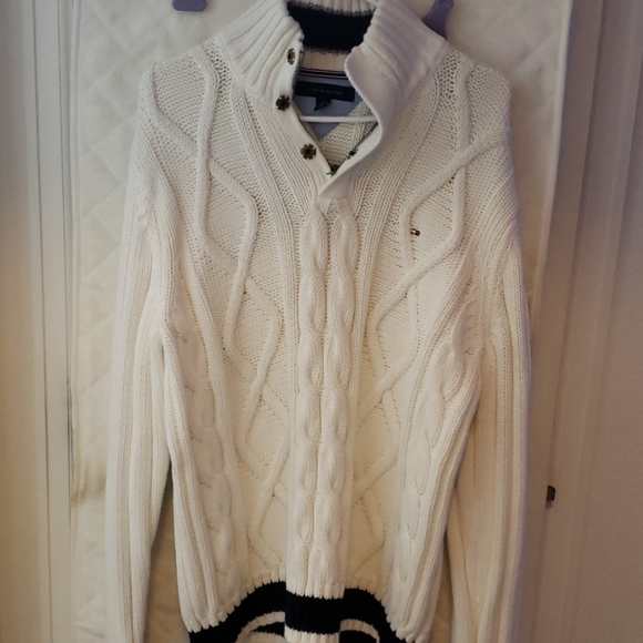 Sweater - Picture 1 of 1